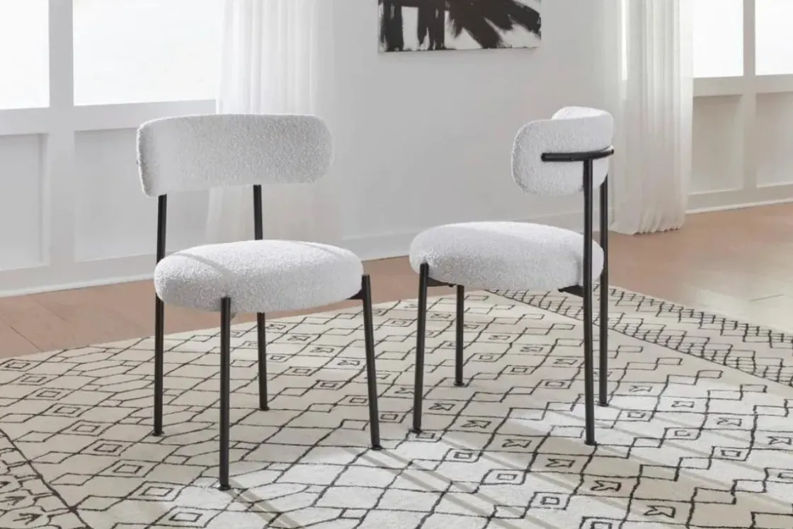 Mor Furniture Aere Dining Table & 4 Chairs In Natural Ash/Ivory