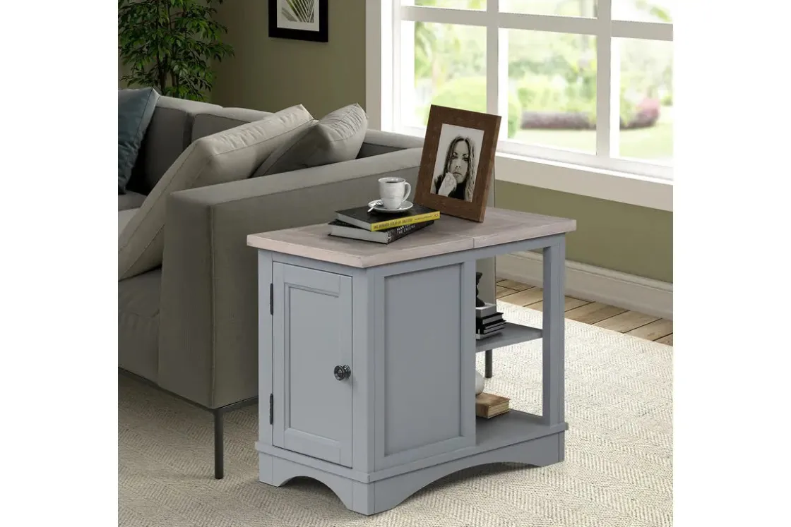Mor Furniture Americana Chairside Table In