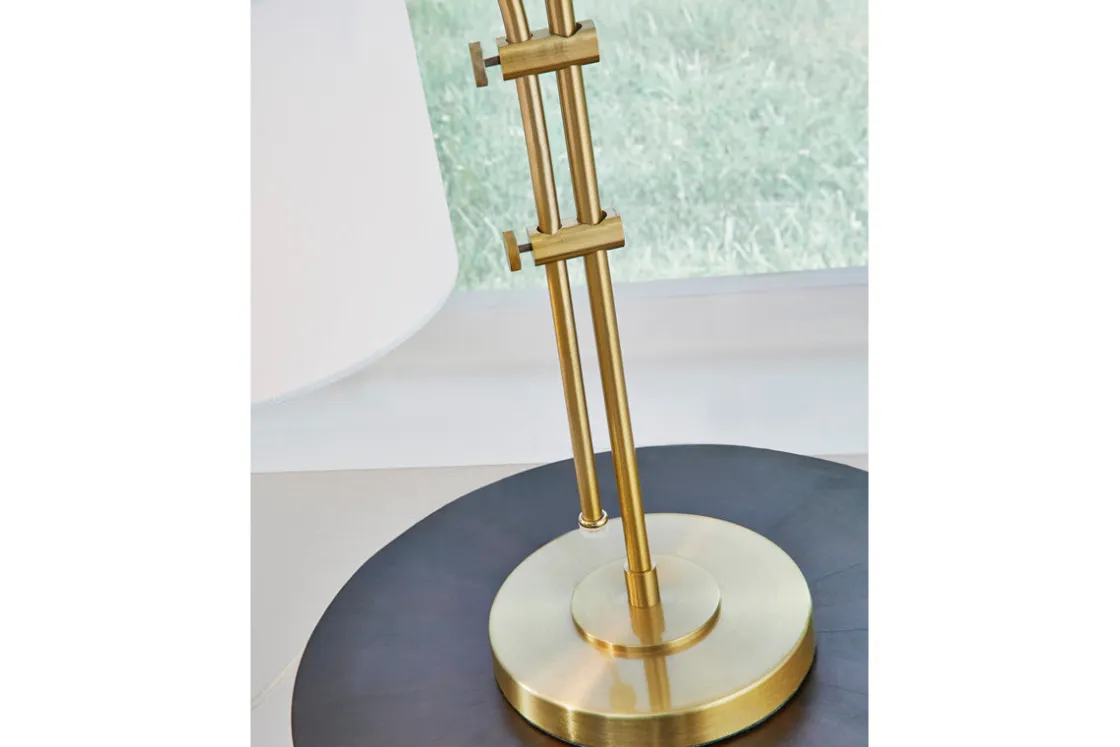 Mor Furniture Baronvale Floor Lamp In Black