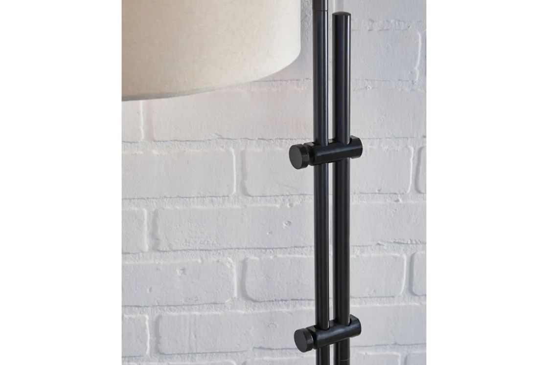 Mor Furniture Baronvale Floor Lamp In Black