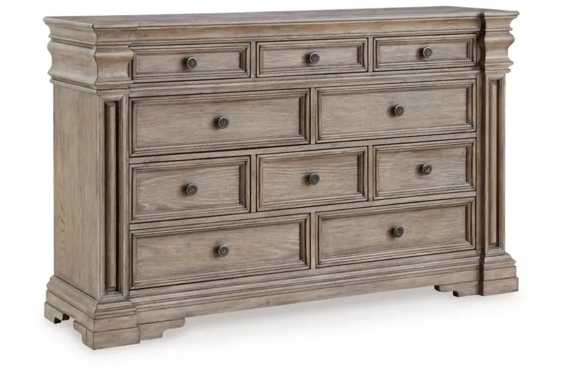 Mor Furniture Blairhurst Dresser In Light Grayish Brown