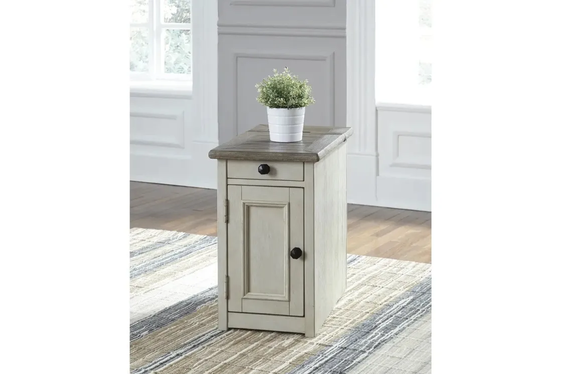 Mor Furniture Bolanburg Chairside Table In Tan