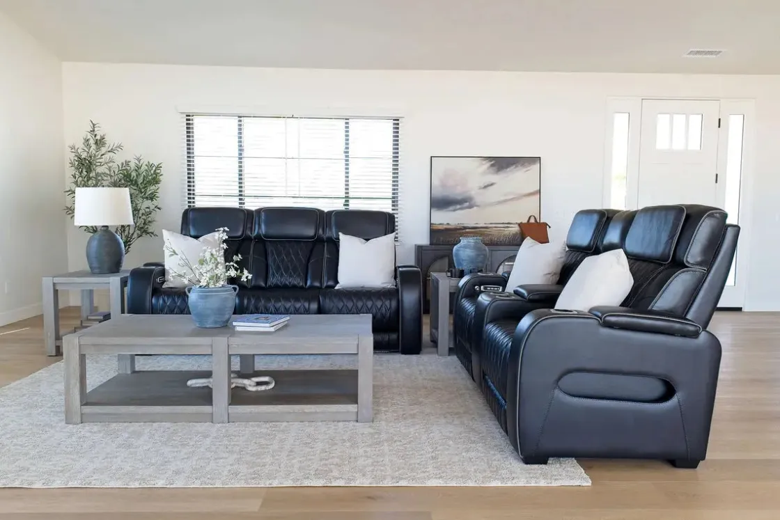 Mor Furniture Boyington 2 Power Console Loveseat In Gray Leather