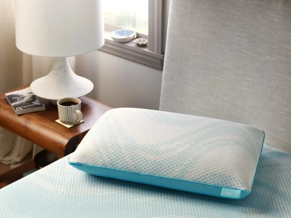 Mor Furniture Breeze Prolo 2.0 Pillow, Eastern King