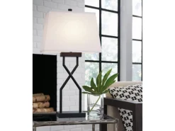 Mor Furniture Brookthrone Lamp In Black