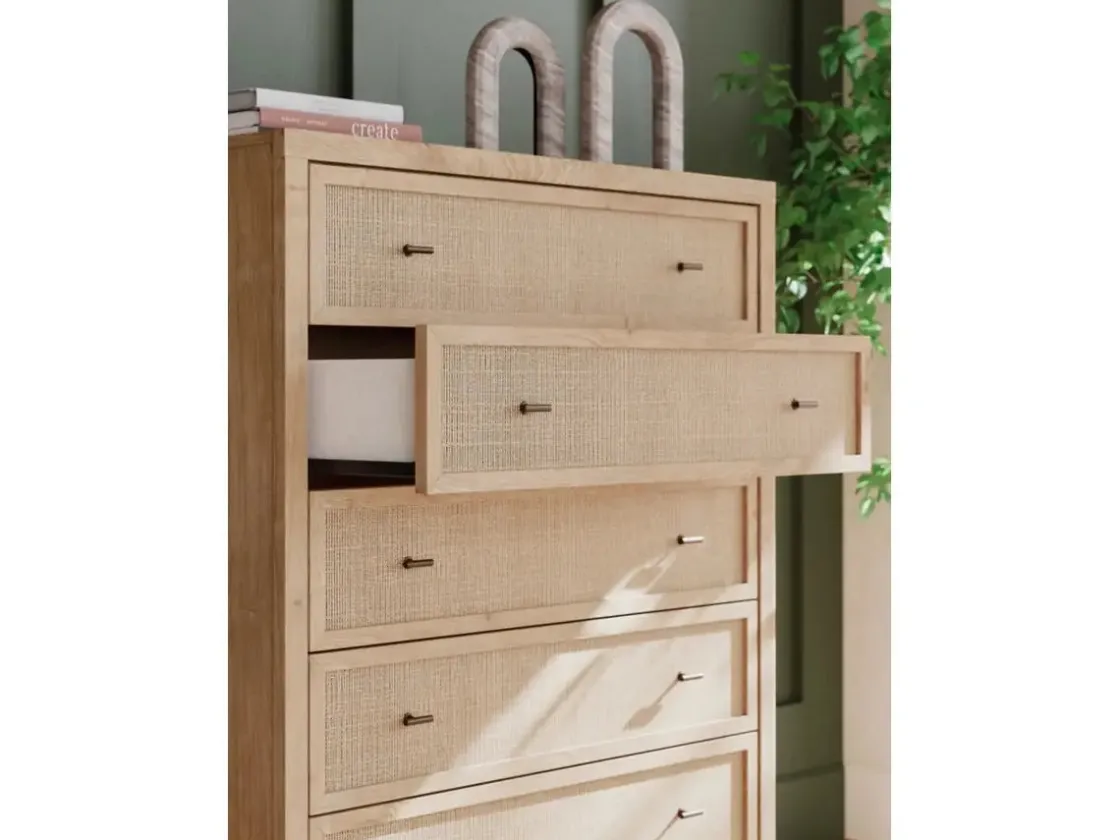 Mor Furniture Cielden Chest In Tan