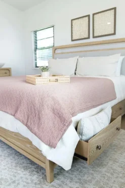 Mor Furniture Easton Upholstered Storage Bed In , Ca King