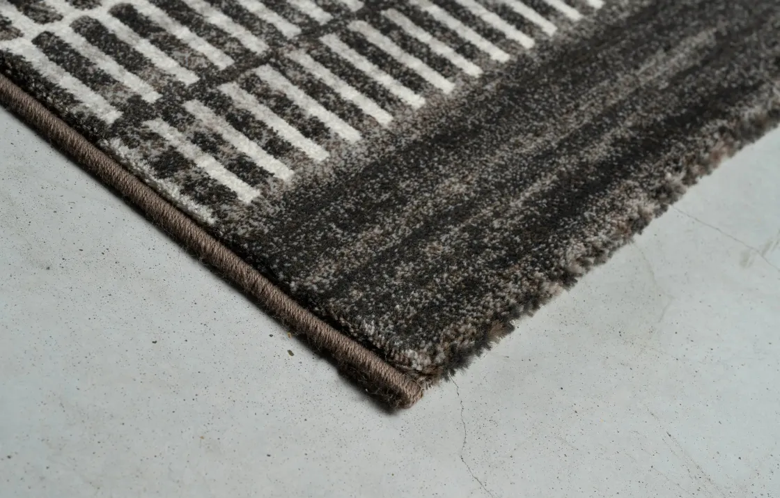 Mor Furniture Essentials Haven Rug In Brown, 5’ X 7’