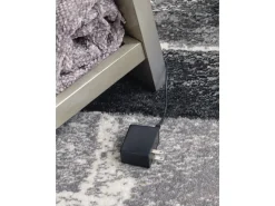 Mor Furniture Evesen Accent Mirror In Black