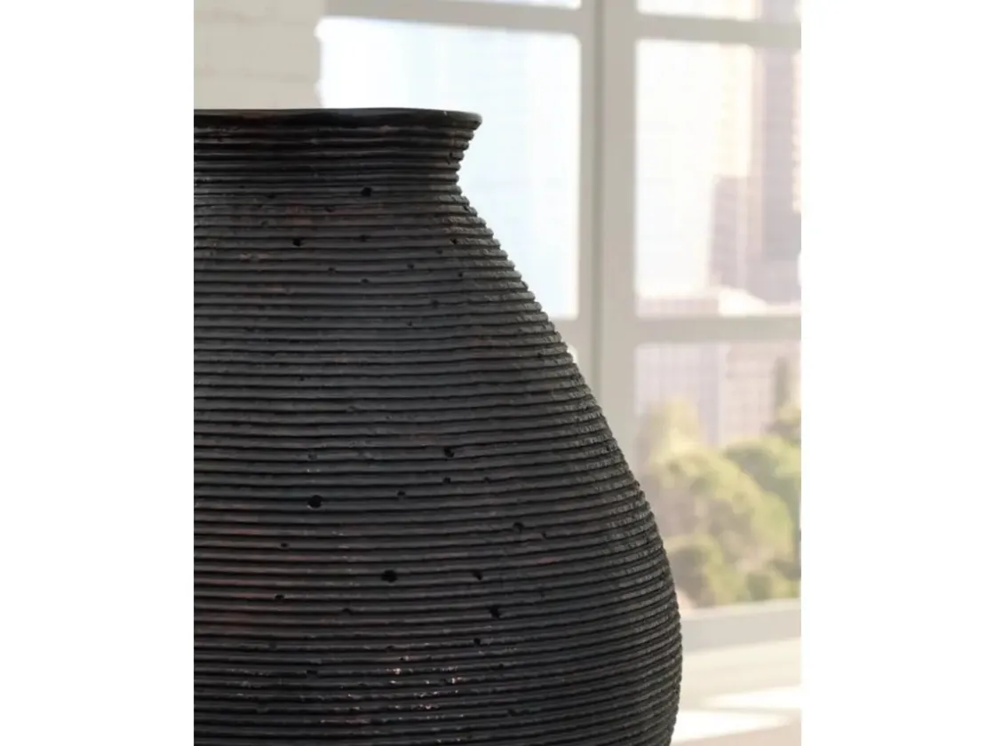 Mor Furniture Hannela Small Vase