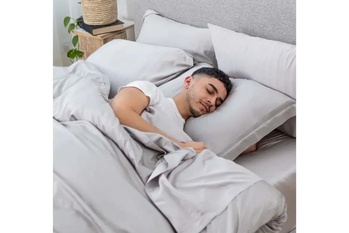 Mor Furniture Iced Duvet Set In Light Gray, Twin