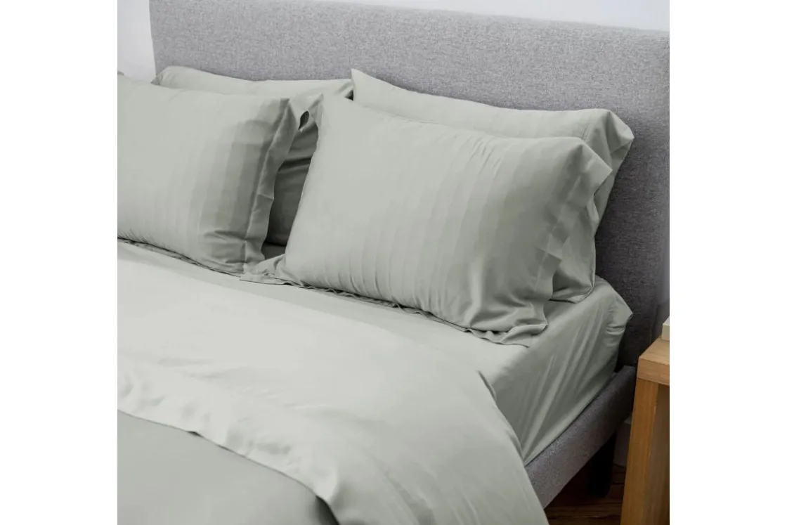 Mor Furniture Iced Duvet Set In Light Gray, Twin