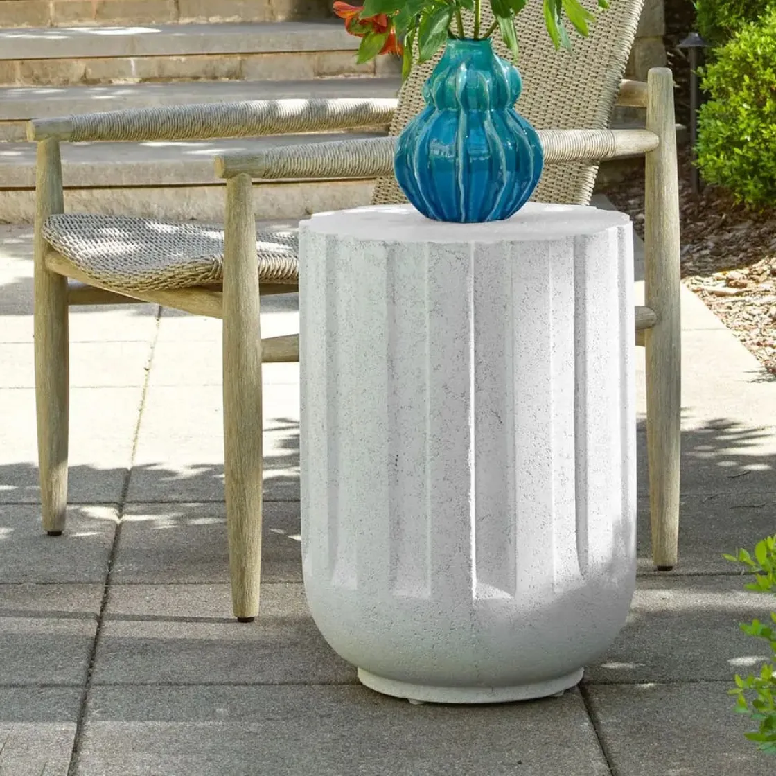 Mor Furniture Jane Outdoor Round Accent Table In White