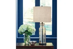 Mor Furniture Laurentia Table Lamp In Champagne
