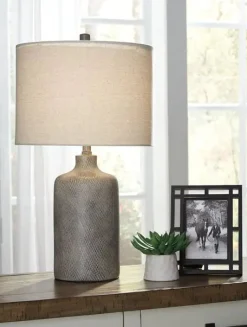 Mor Furniture Linus Table Lamp