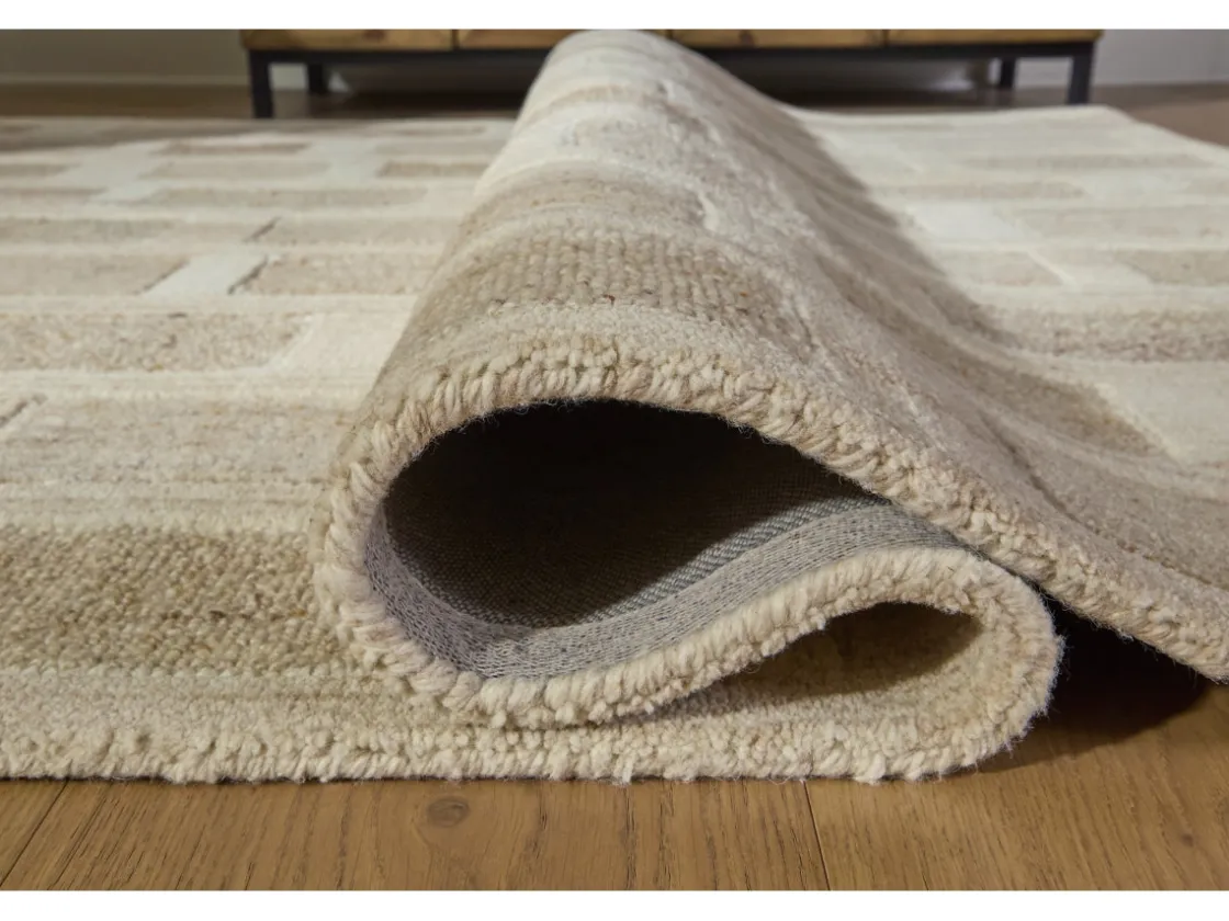 Mor Furniture Lizgrove Rug In Tan/Brown/White, 5x7
