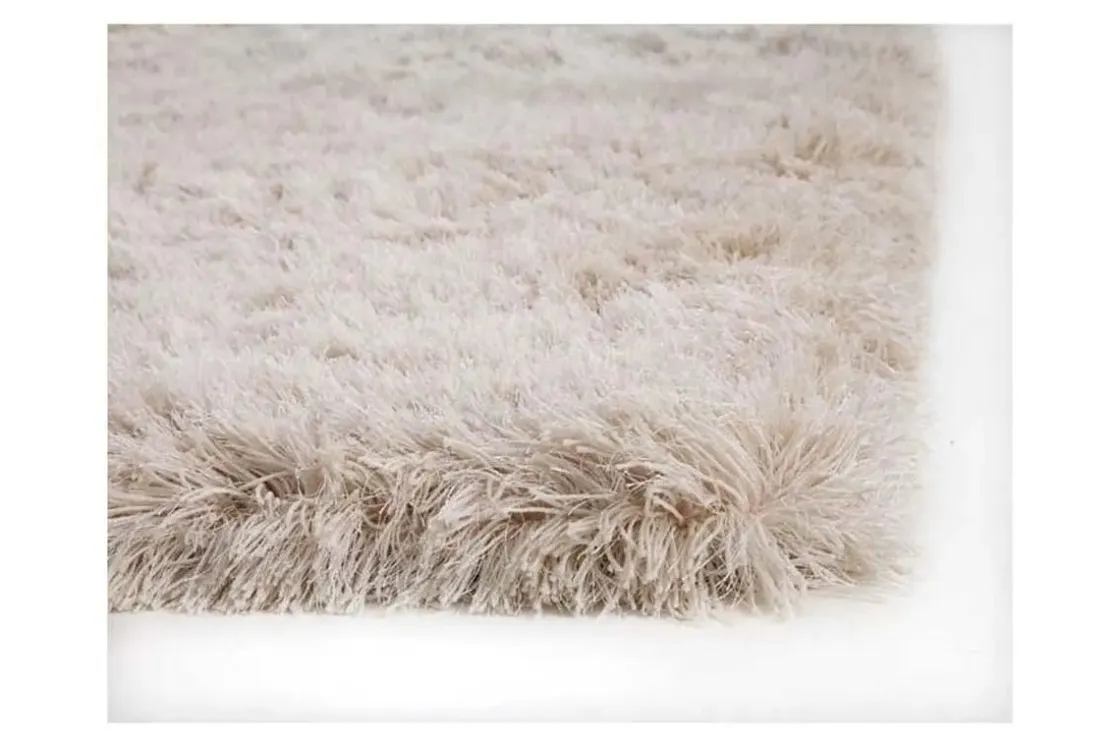 Mor Furniture Luxe Shag Cloud Rug In Ivory, 5’ X 8’