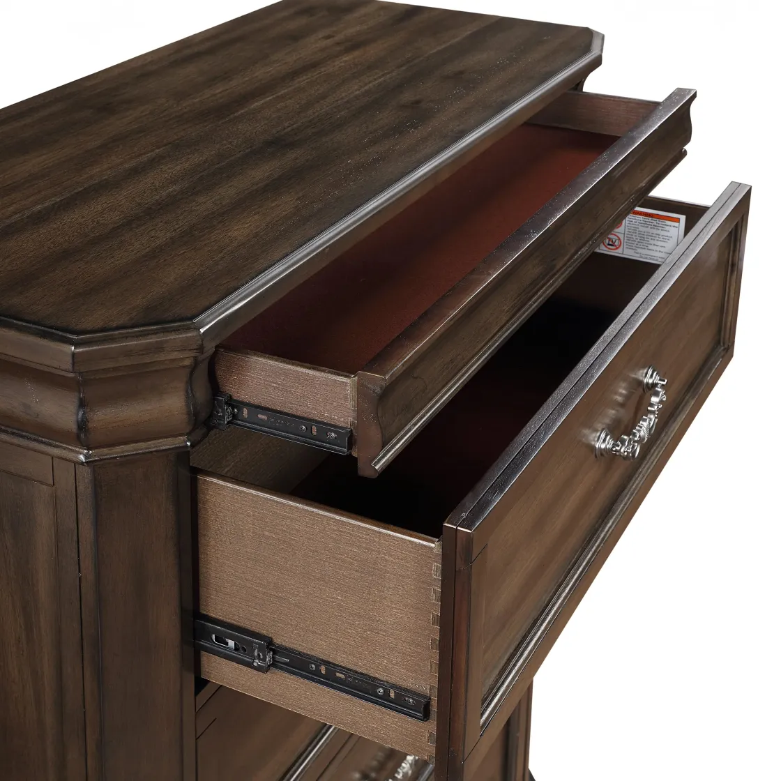 Mor Furniture Lyndhurst Chest In Walnut