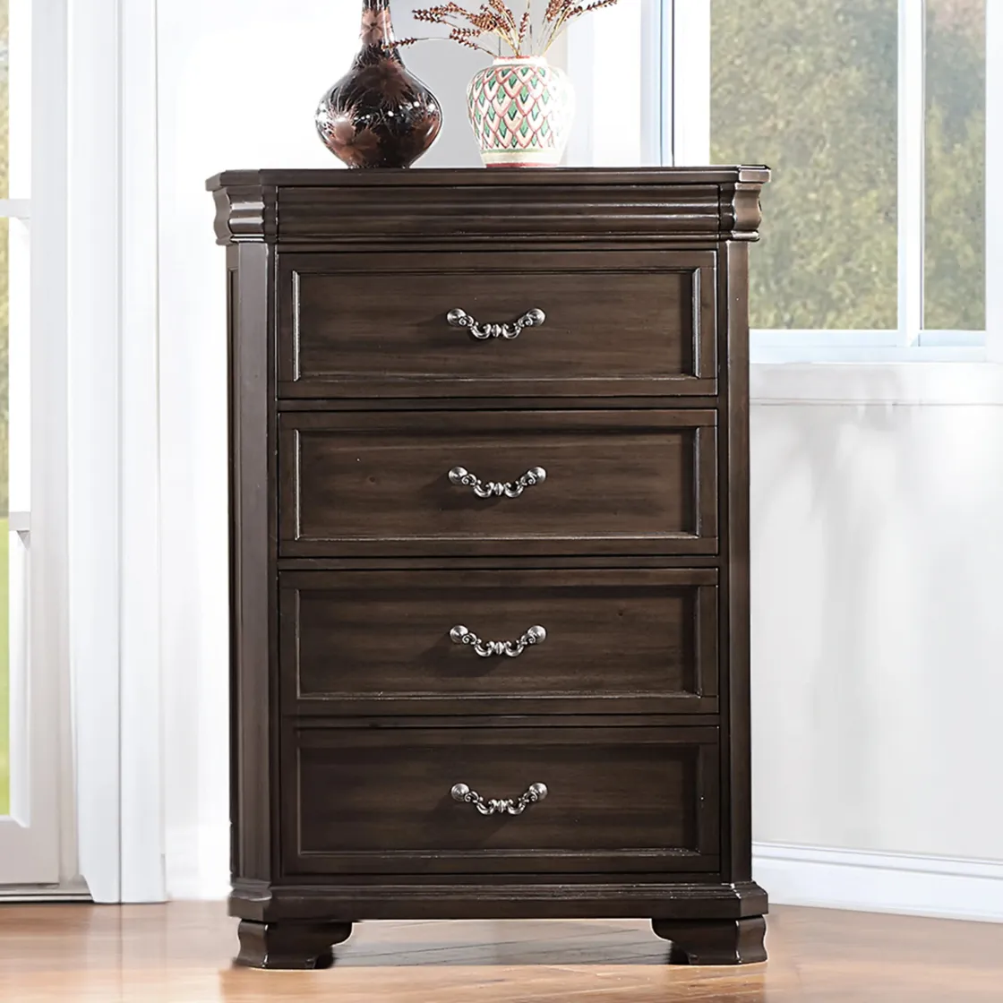 Mor Furniture Lyndhurst Chest In Walnut