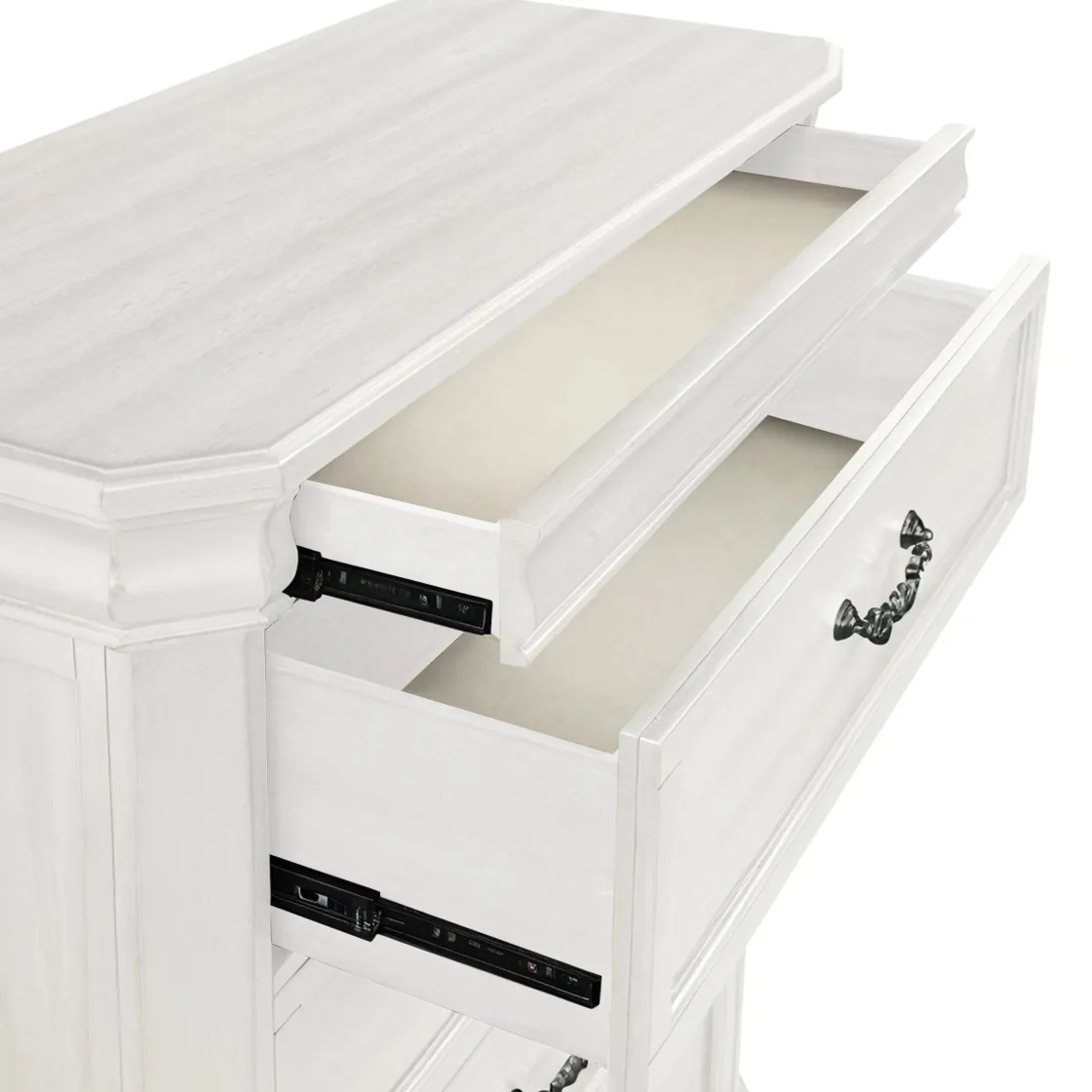 Mor Furniture Lyndhurst Chest In Walnut