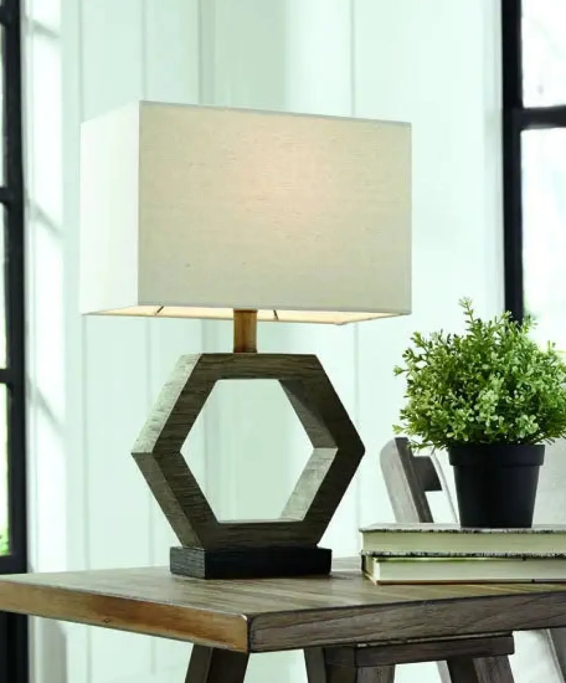 Mor Furniture Marilu Table Lamp