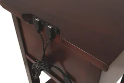 Mor Furniture Marnville Accent Table W/ Usb Charger In Espresso