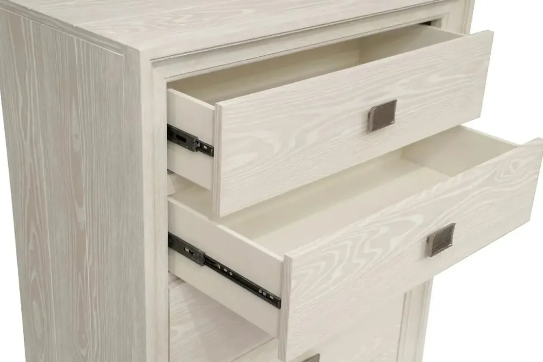Mor Furniture Maxime Chest In Sugar