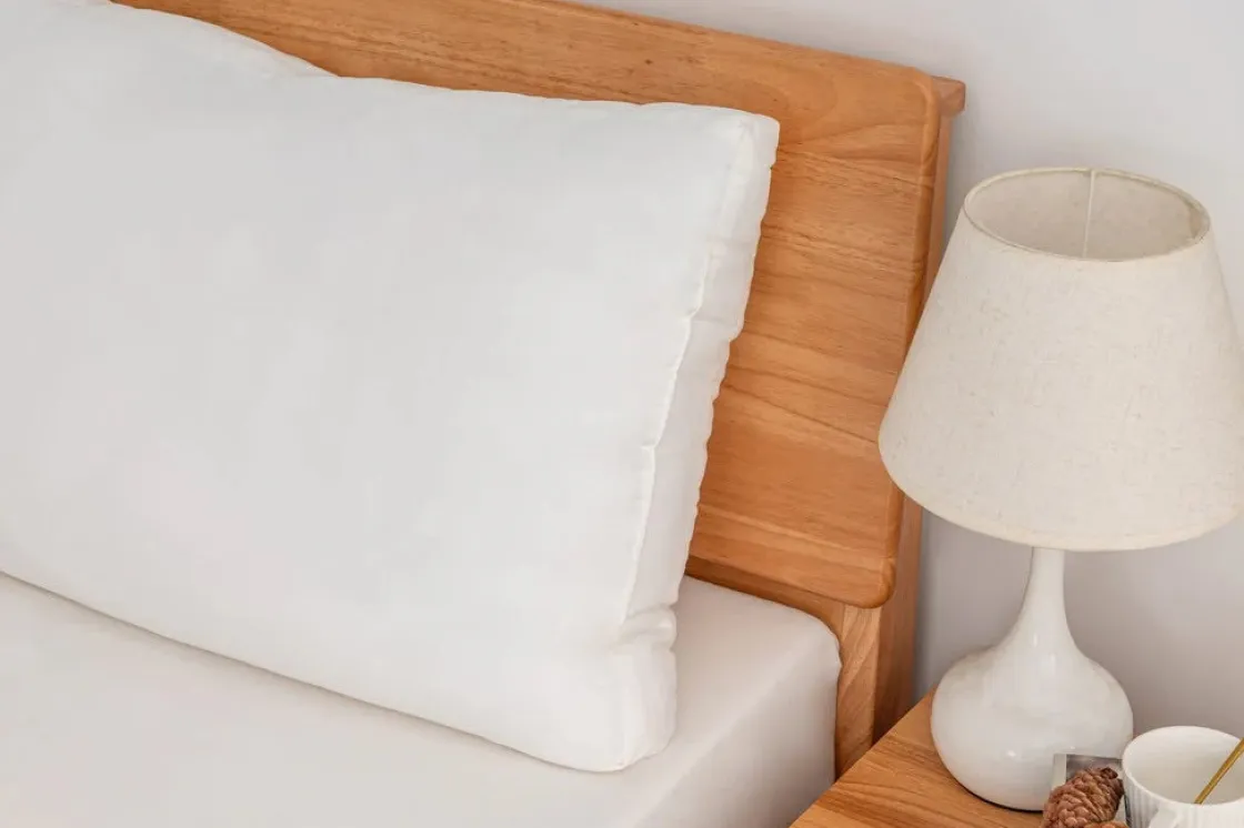 Mor Furniture Mlily Soft Wash Pillow In White, Queen