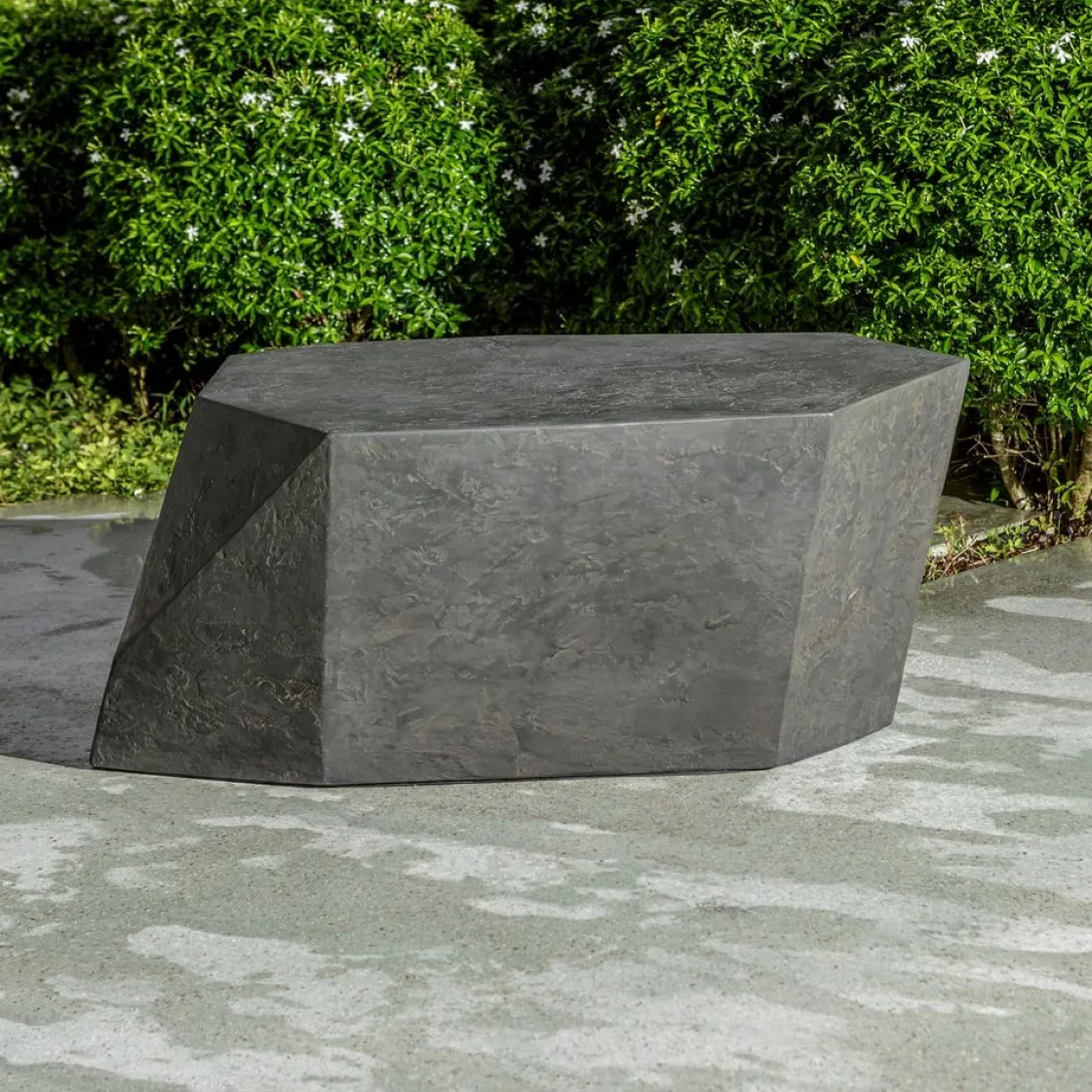 Mor Furniture Parra Outdoor Coffee Table In White