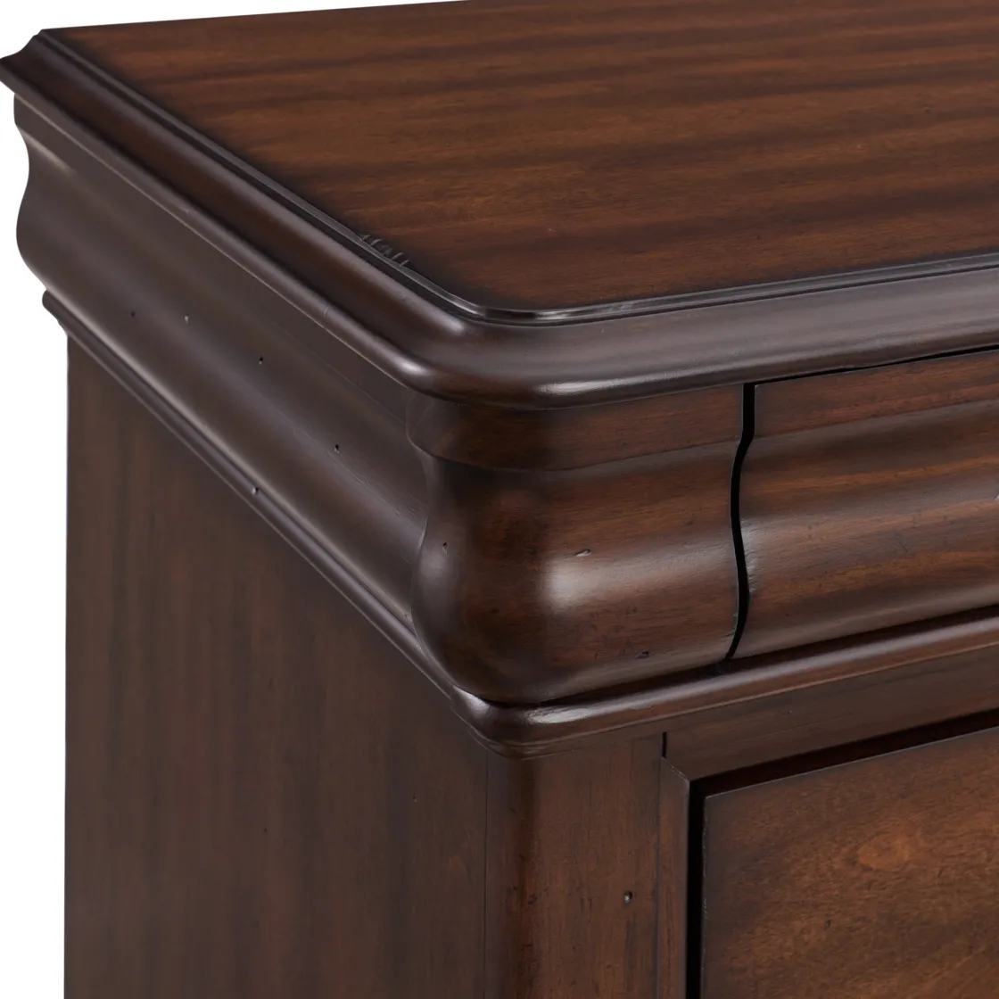 Mor Furniture Phillipe Chest In Cherry