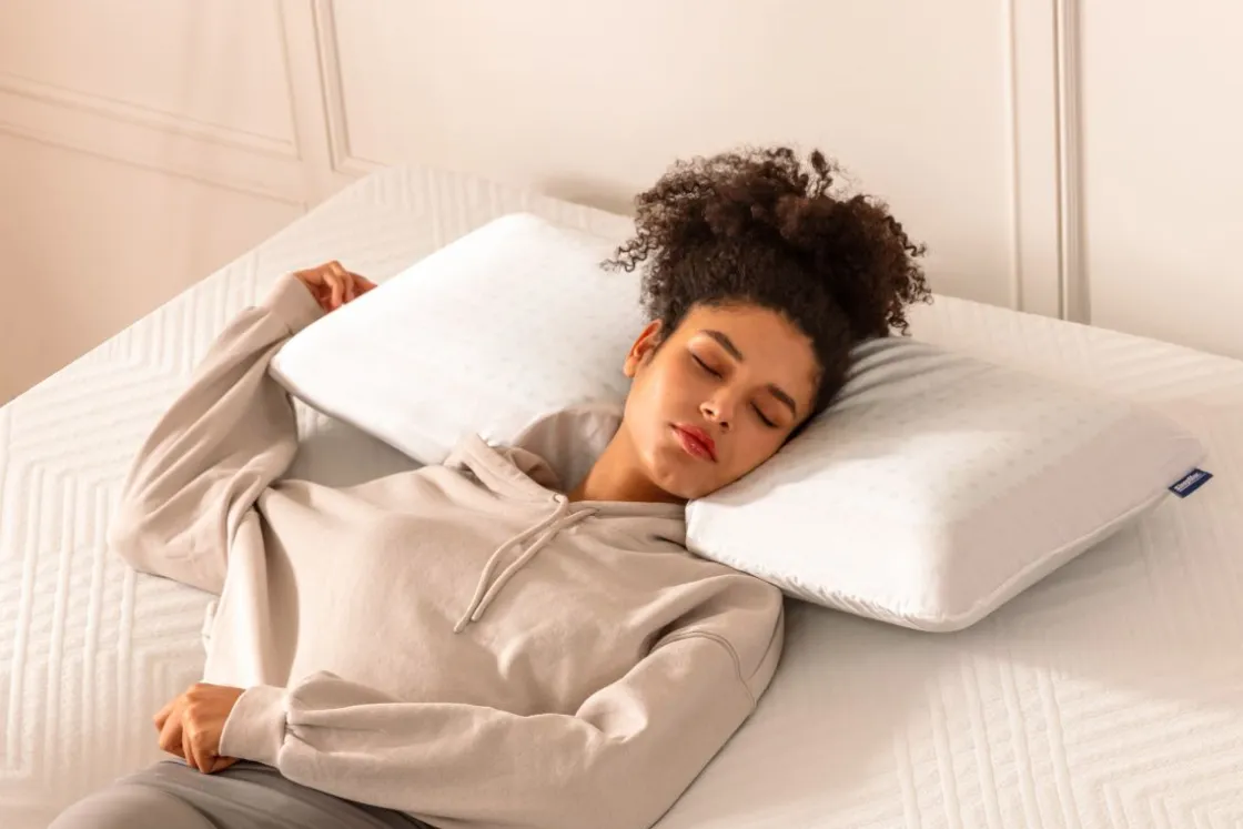 Mor Furniture Sleepmor Charcoal Infused Cooling Pillow, Queen
