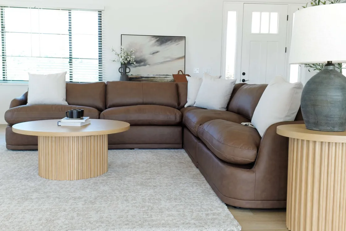 Mor Furniture Stratus 5 Piece Sectional In Aline Saddle Leather