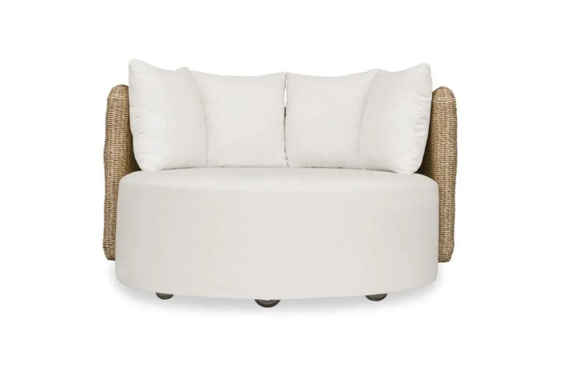 Mor Furniture Sunset Outdoor Day Bed In Honey