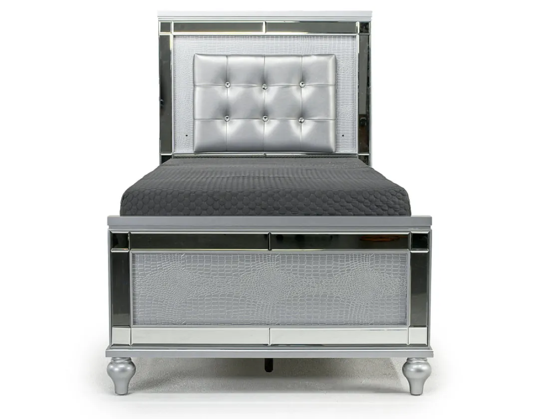 Mor Furniture Valentino Panel Bed In White, Twin