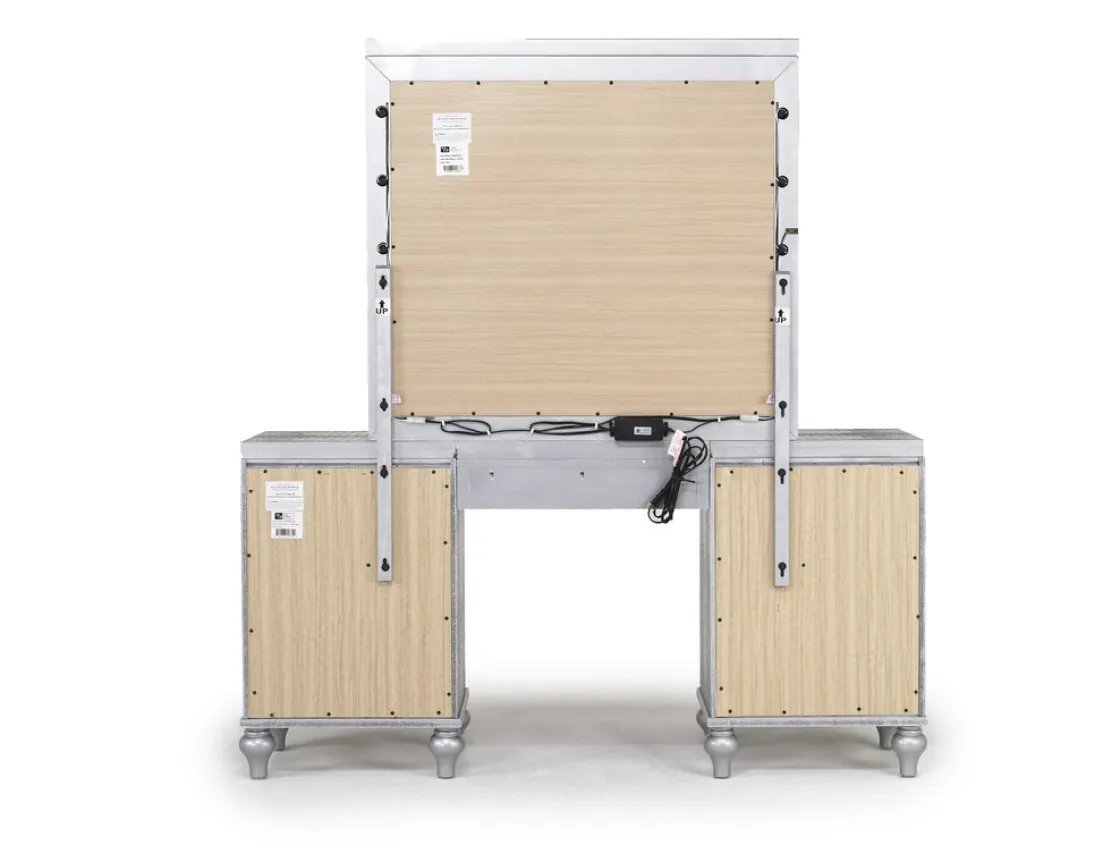 Mor Furniture Valentino Vanity & Mirror In Silver