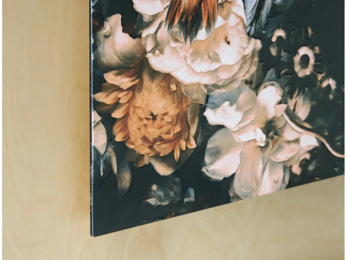 Mor Furniture Valfer Female W/ Floral Wall Art